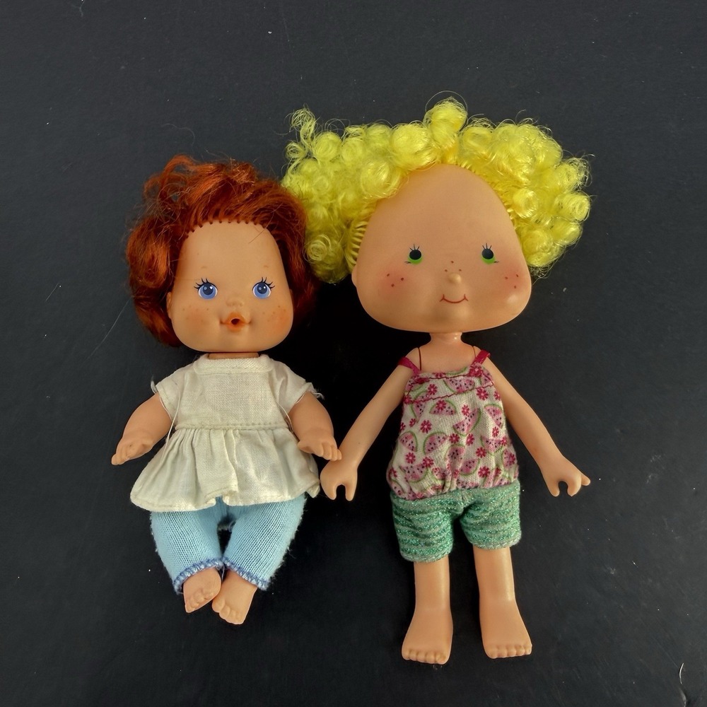 Vintage Strawberry Shortcake Doll Lot of 2 American Greetings 1979 1984 TLC